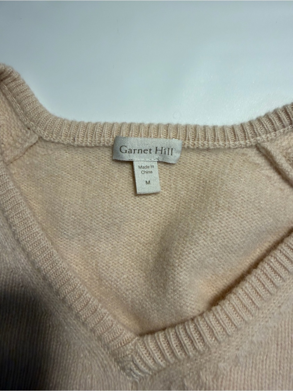 Garnet Hill Womens light peach Cashmere Shell Stitch Sweater sleeves 3/4 Sz M - Picture 3 of 7